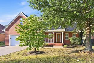 2306 Amber Glen Dr - Photo 1 of 1