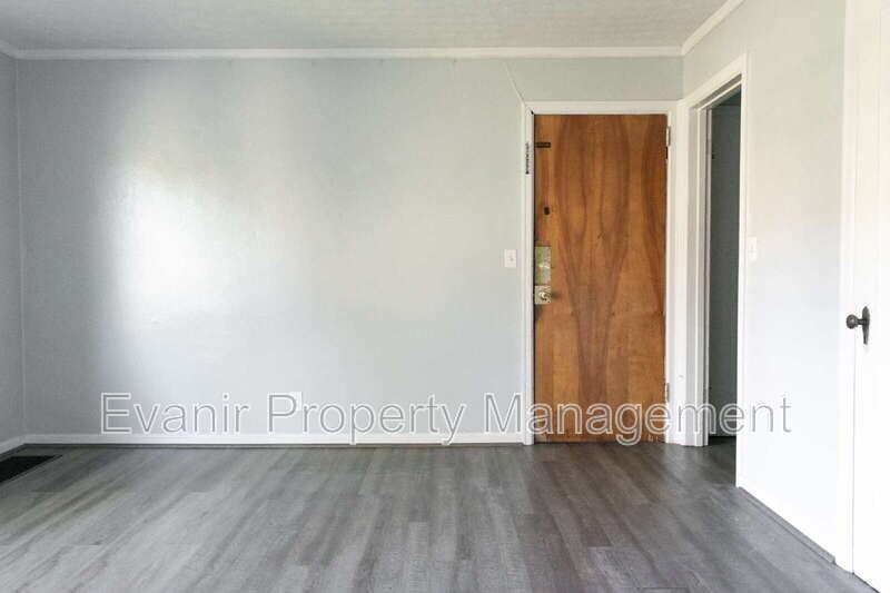 1813 E High St #A - Photo 7 of 18