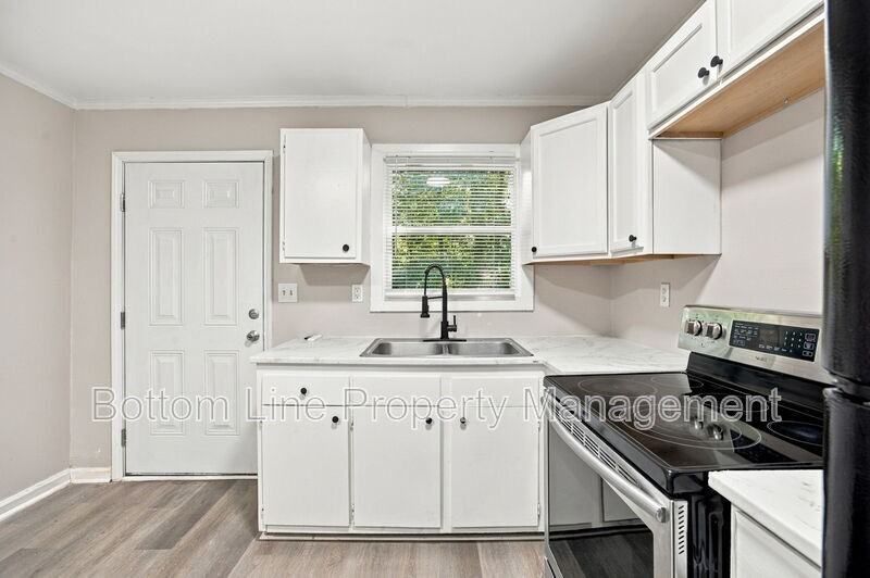 909 S Carolina Ave #6 - Photo 7 of 26