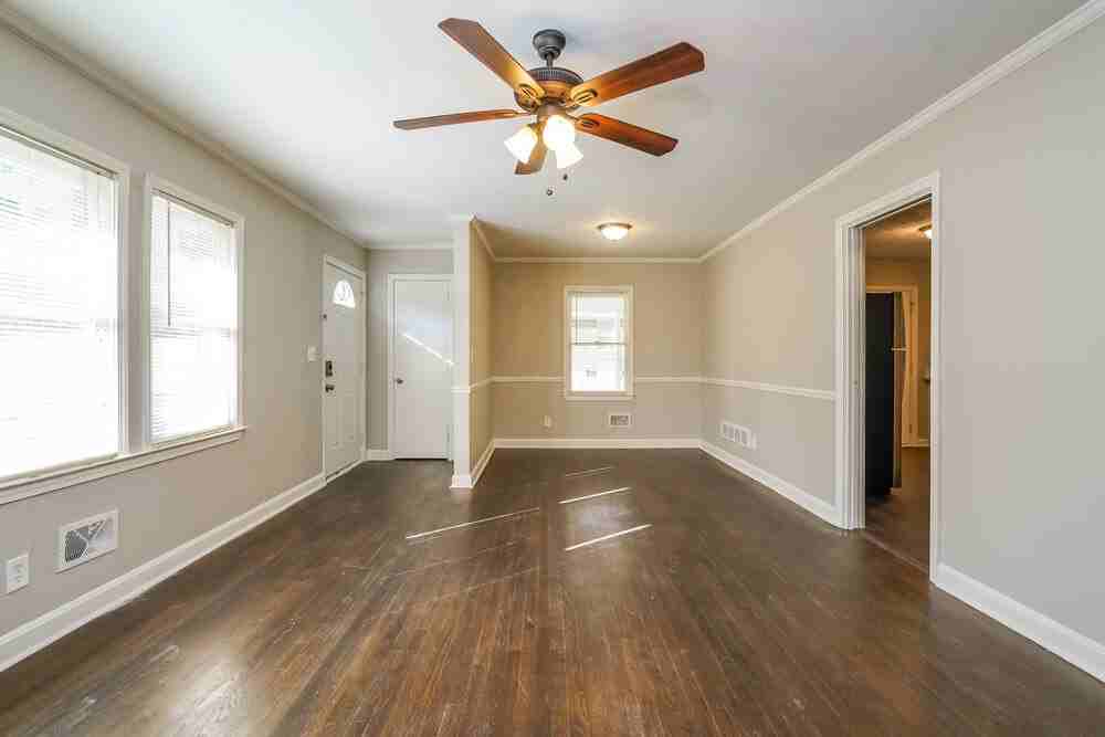 3625 Pacific Dr Sw - Photo 5 of 16