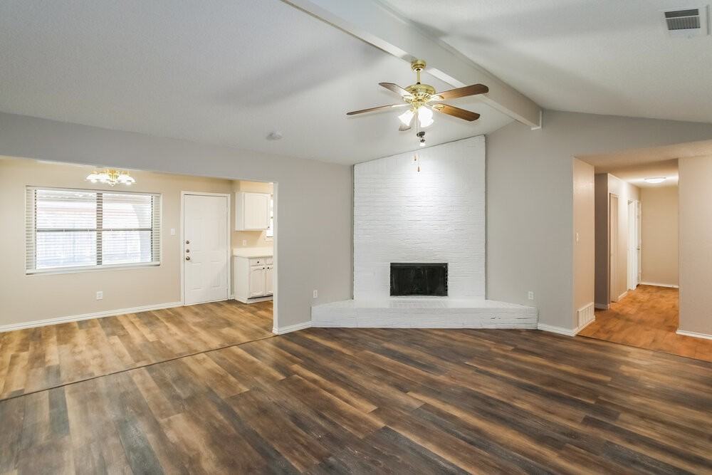 500 Greenway Dr - Photo 3 of 16