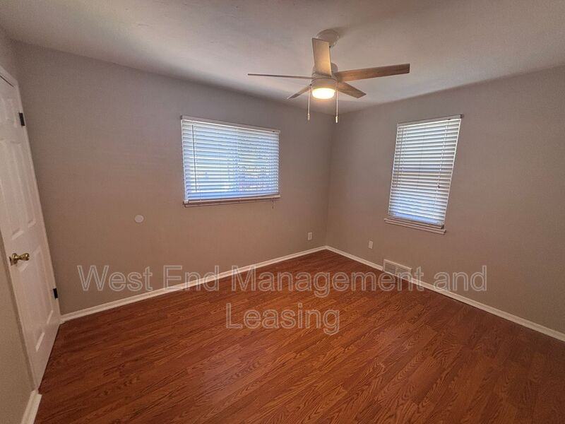 6411 Clifton Hills Dr - Photo 6 of 14