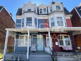 featured image of 946 W Princess St ##York