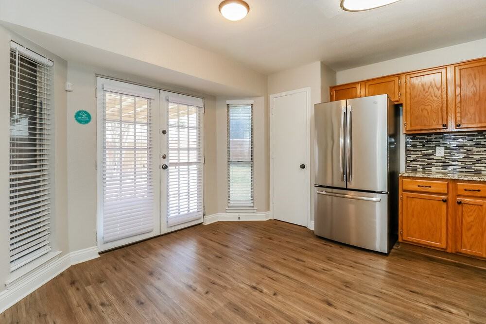 4902 Garden Grove Rd - Photo 7 of 17