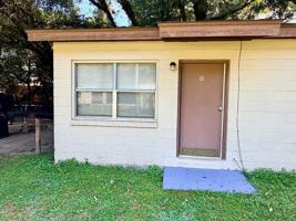featured image of 533 Amber St #B