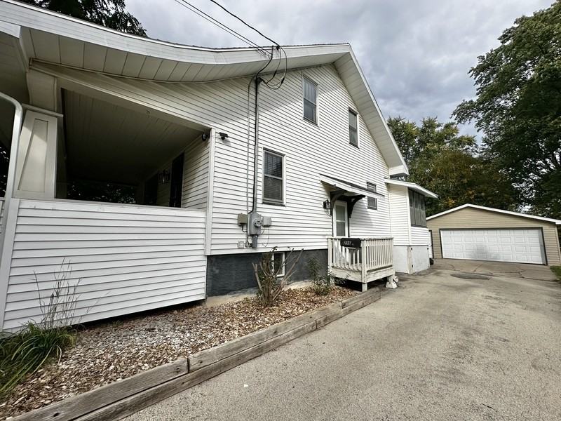 216 Foote St - Photo 2 of 26