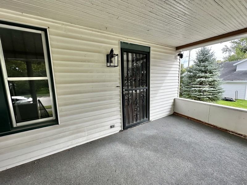 216 Foote St - Photo 5 of 26