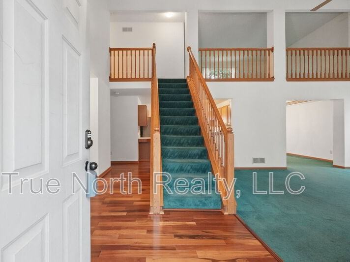 8211 Turret Dr - Photo 7 of 49
