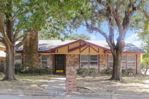featured image of 7600 Blue Carriage Ln