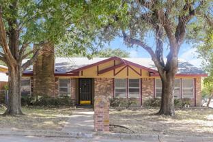 7600 Blue Carriage Ln - Photo 1 of 1