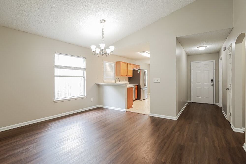4343 Hanging Moss Dr - Photo 6 of 16