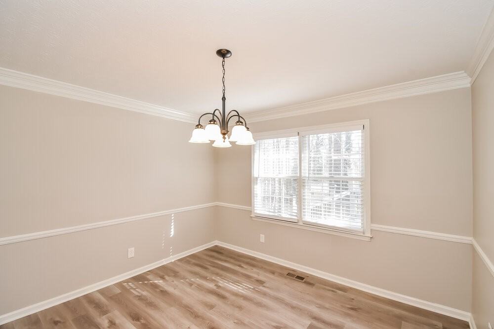 5369 Britton Dr - Photo 7 of 17
