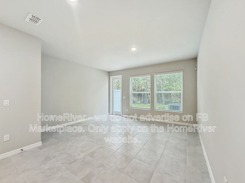 1188 Wild Crest Ln - Photo 3 of 21