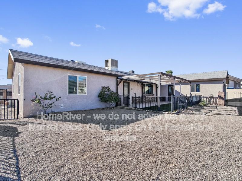 481 Silver King Dr - Photo 4 of 18