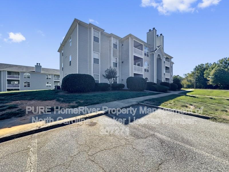 5000 Lawndale Dr #B - Photo 2 of 21