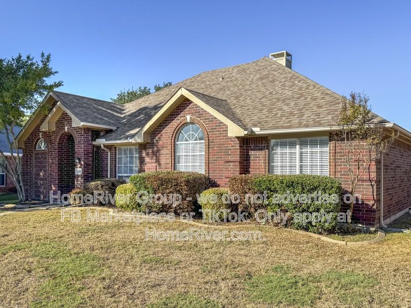 8101 Durham Dr - Photo 2 of 22
