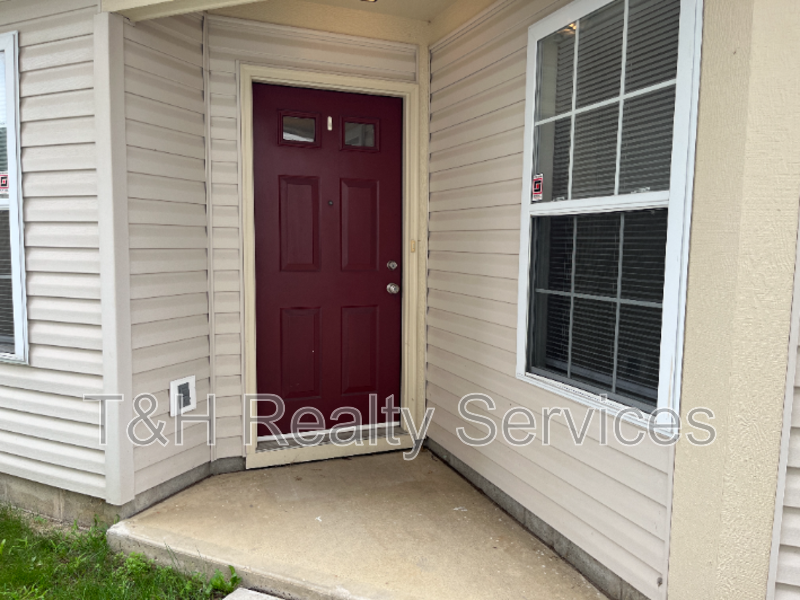 4210 Village Trace Blvd - Photo 5 of 32