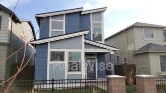 4332 Sw Canal Blvd - Photo 1 of 1