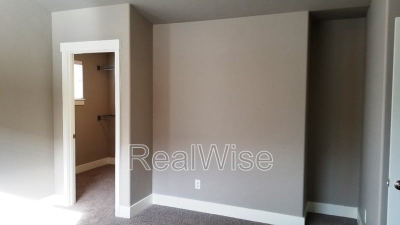 4332 Sw Canal Blvd - Photo 6 of 28