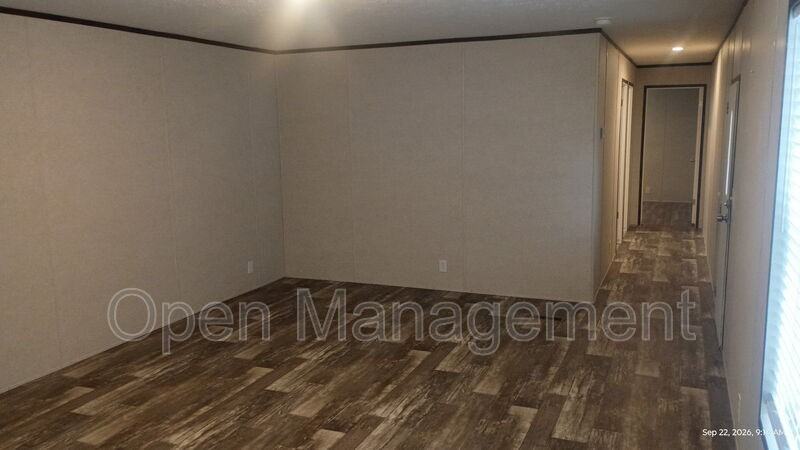 2710 N Farmer Ave - Photo 3 of 15