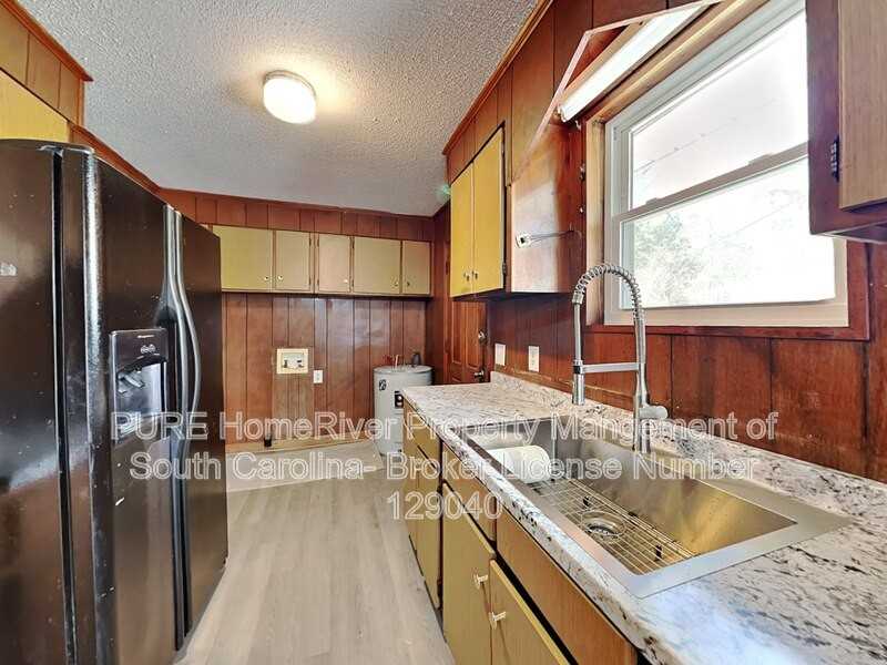27 Neal St - Photo 6 of 20