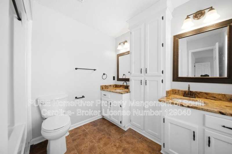 2900 Lancaster Dr - Photo 5 of 15