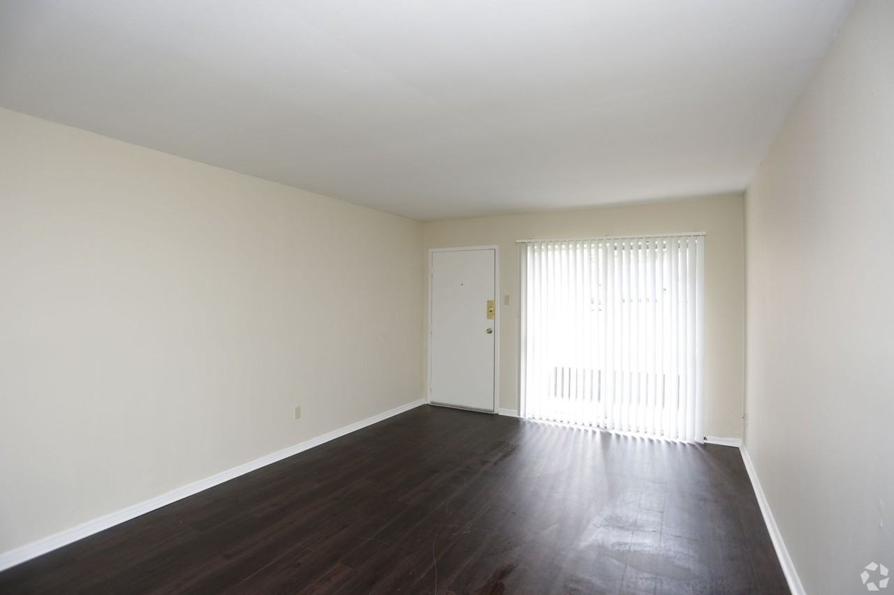 Rivertrail Apartments - Photo 7 of 50