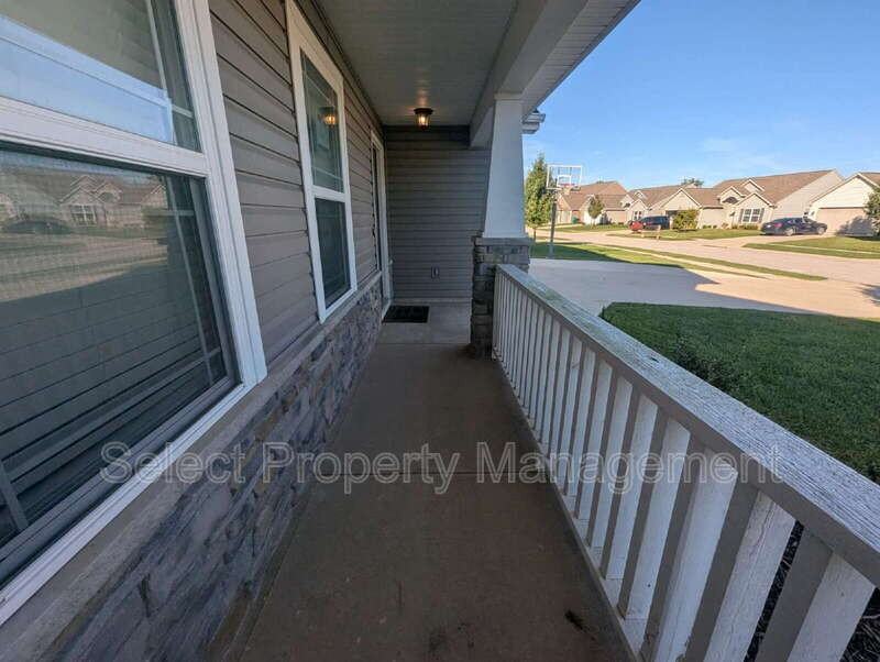4835 Redwall Rim Passageway - Photo 3 of 30