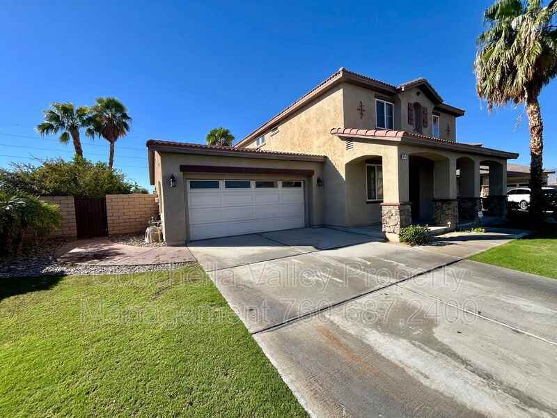 84543 Strada Way - Photo 4 of 50