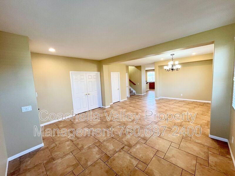84543 Strada Way - Photo 5 of 50