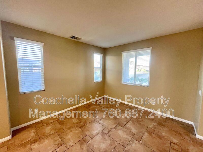 84543 Strada Way - Photo 6 of 50