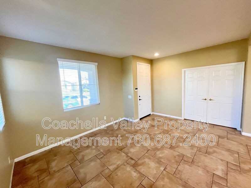 84543 Strada Way - Photo 7 of 50