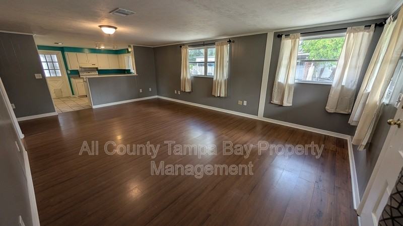 38327 Palm Grove Dr - Photo 2 of 19