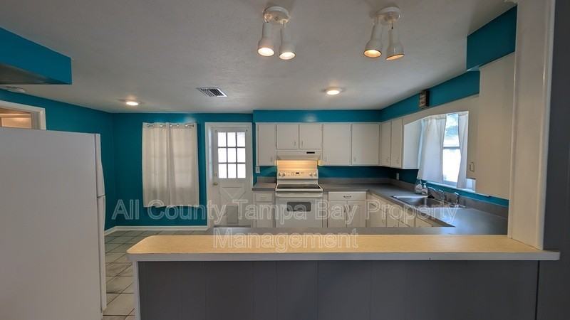 38327 Palm Grove Dr - Photo 5 of 19