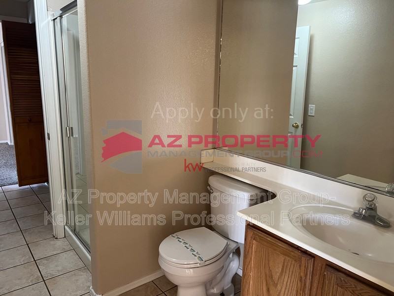9133 W Coolidge St - Photo 7 of 19