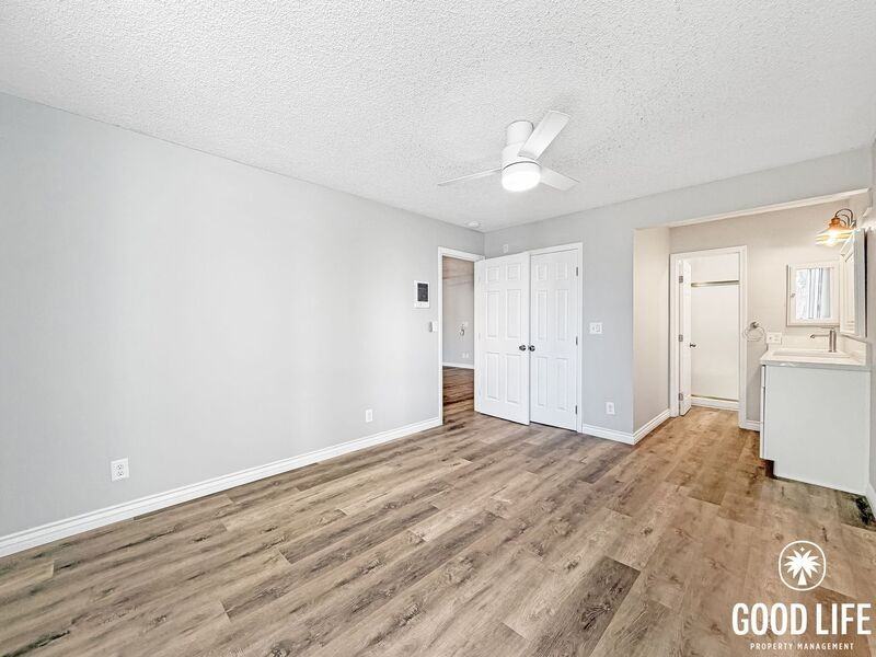 6930 Hyde Park Dr #106 - Photo 7 of 27