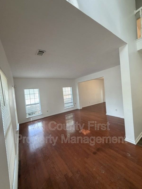 4932 Wedgewood Pl - Photo 3 of 23