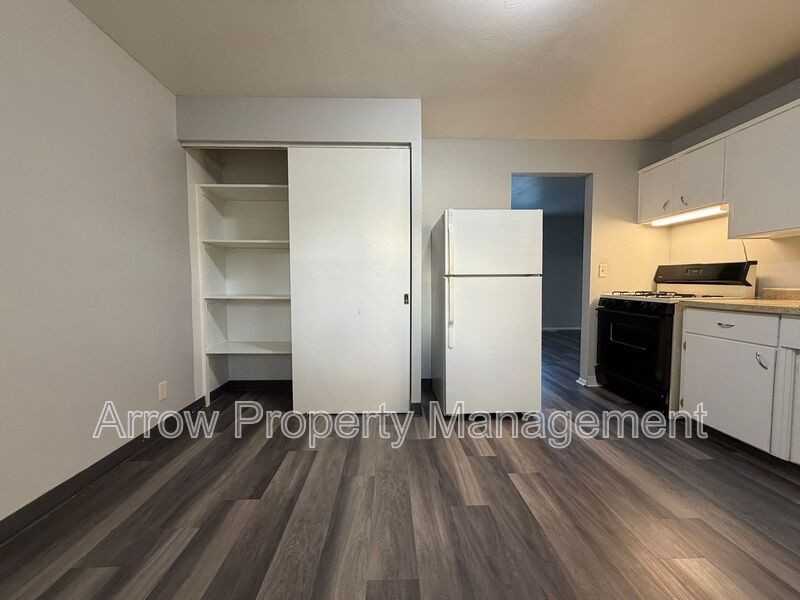3800 N 52nd St #3802 - Photo 4 of 19