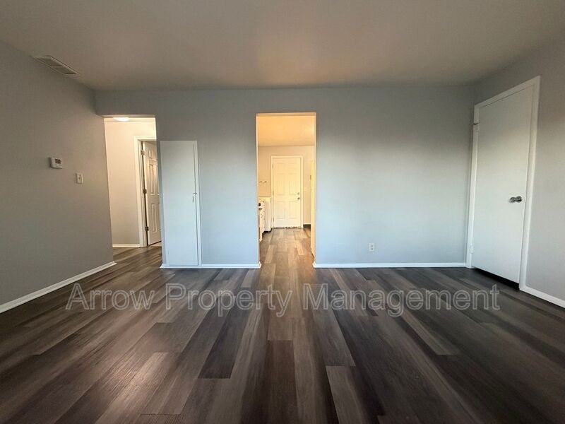 3800 N 52nd St #3802 - Photo 6 of 19