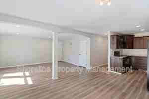 featured image of 2607 W Lancaster Drive #103