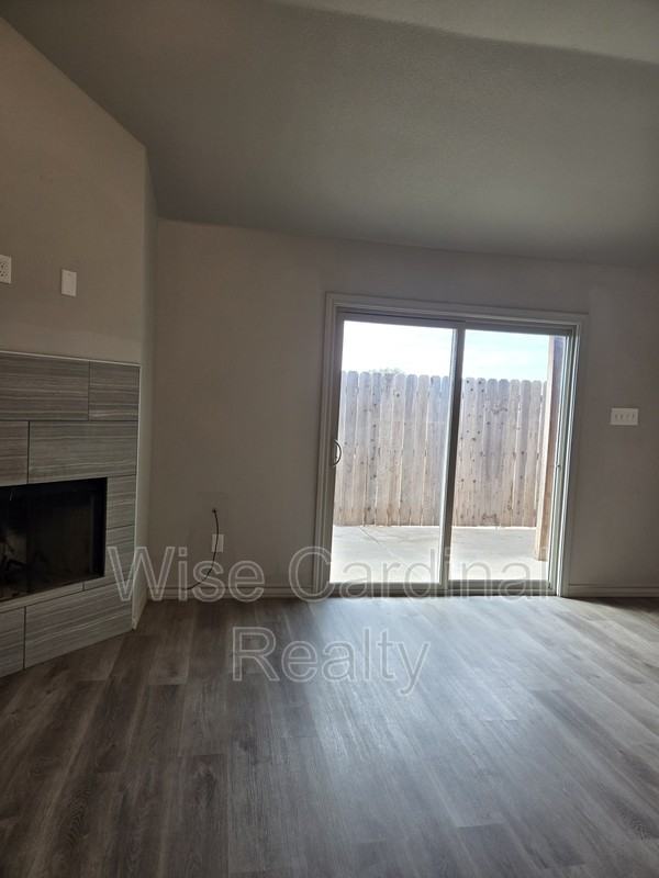 17825 107th St - Photo 5 of 13