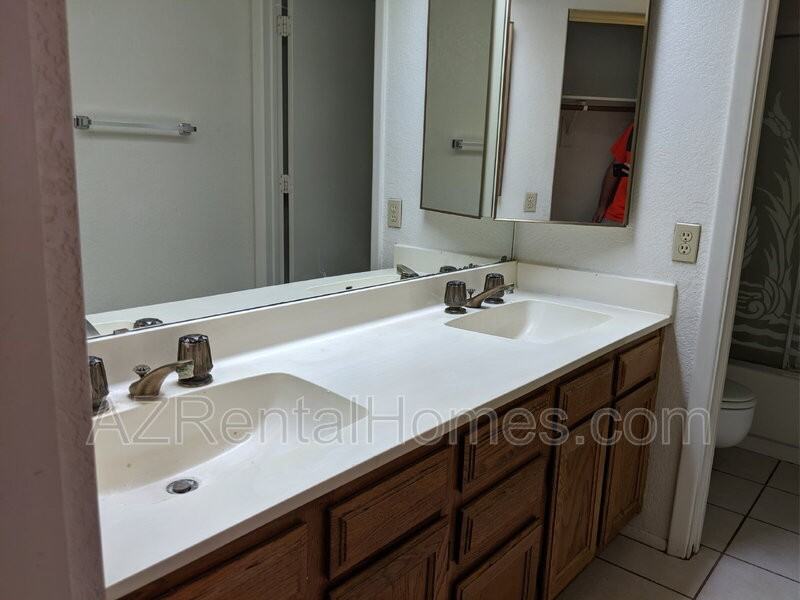 609 E Mesquite Cir #A114 - Photo 4 of 11