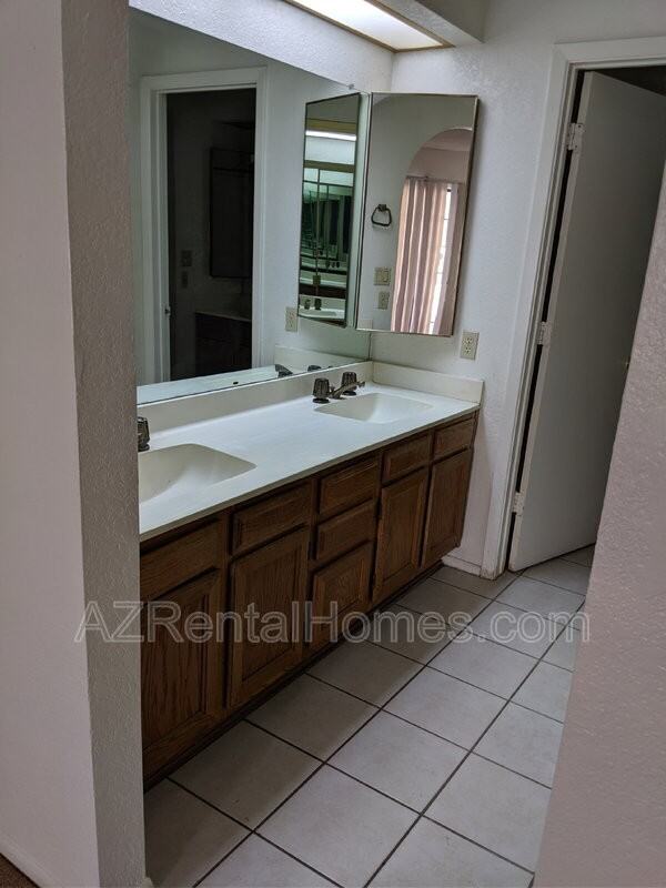 609 E Mesquite Cir #A114 - Photo 5 of 11