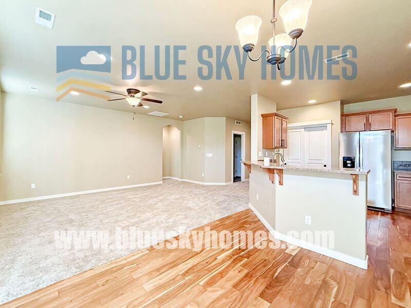 11633 W Baserri Dr - Photo 3 of 16