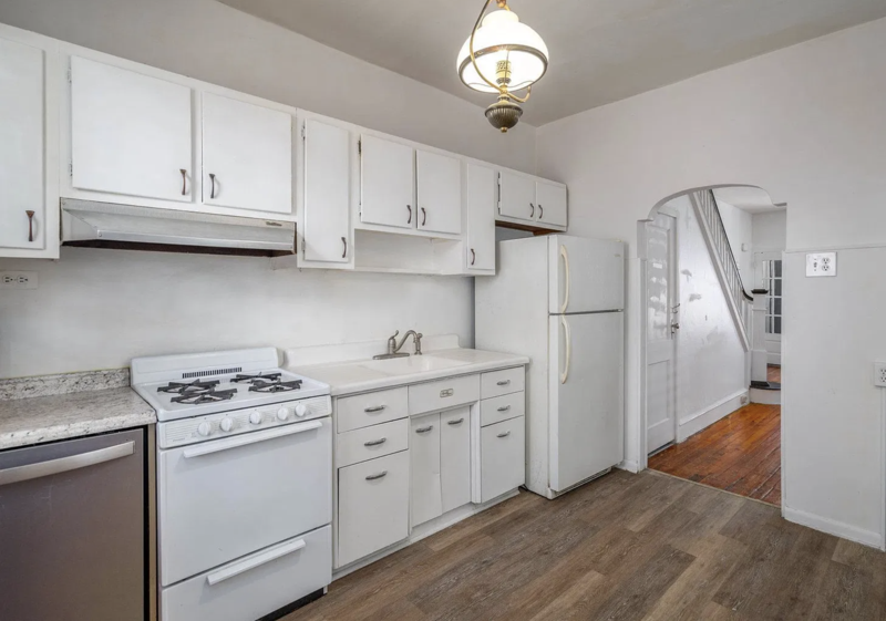 2341 S Woodstock St - Photo 7 of 19