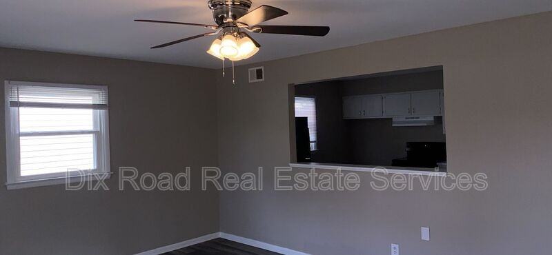 2836 Shartle St - Photo 7 of 36