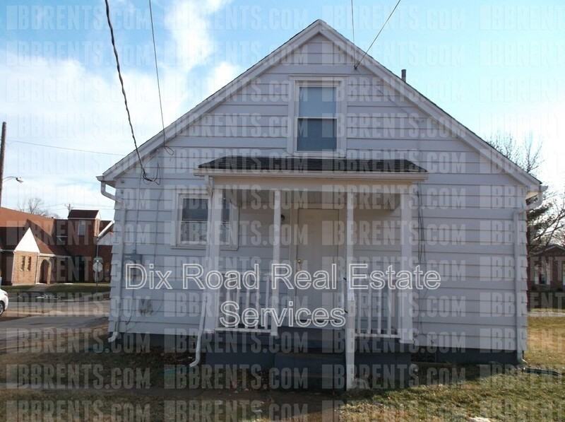 1404 Western Ave - Photo 3 of 11