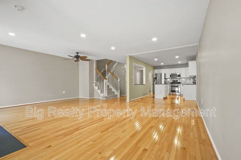 114 Harvard Dr - Photo 4 of 14