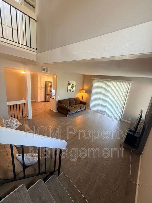 2041 Woodbriar Ct - Photo 3 of 18