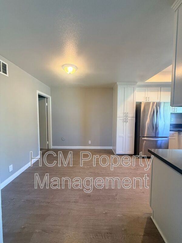 2041 Woodbriar Ct - Photo 6 of 18